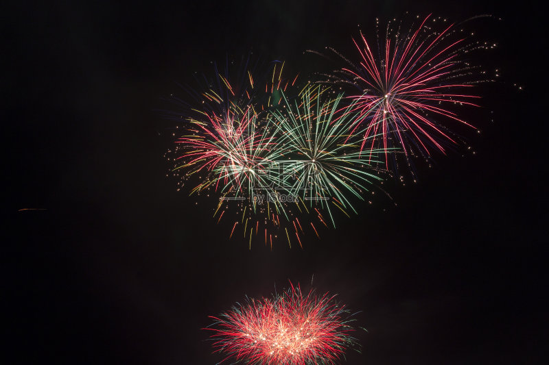 庆典活动上的烟火表演3正版图片素材