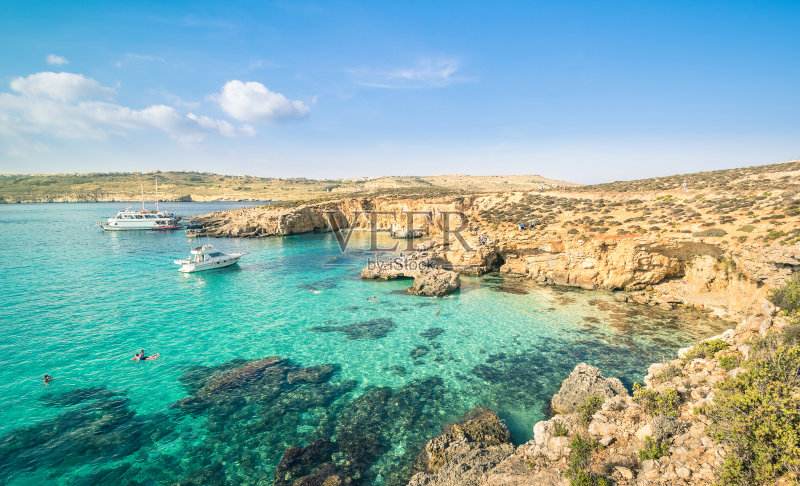 世界著名的蓝色泻湖在科米诺岛-马耳他正版图片素材