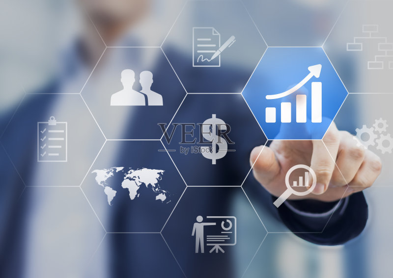 提升你的商业理念。成功的商人选择增加利润正版图片素材