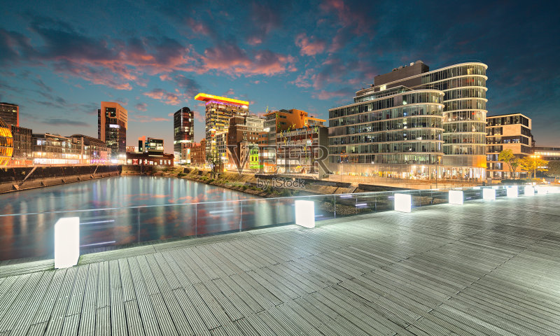 德国杜塞尔多夫港口正版图片素材