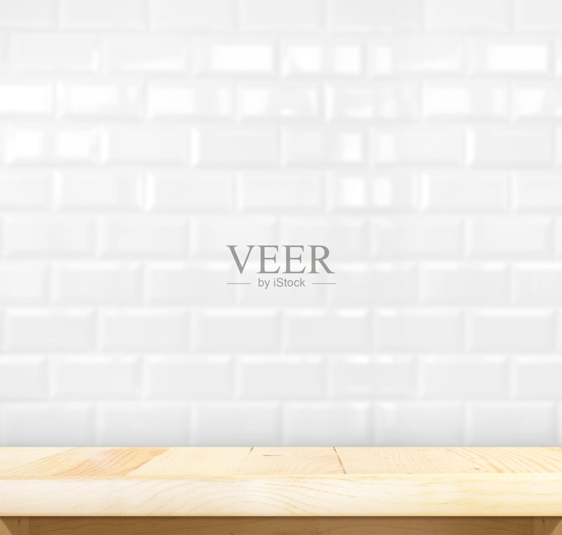 空木桌和白色瓷砖墙正版插画素材