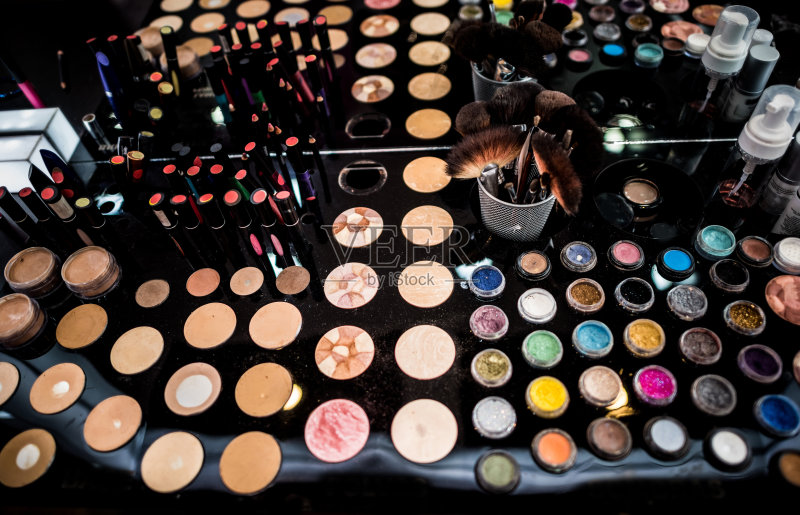 在美容店化妆正版图片素材
