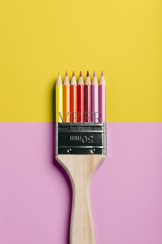 彩色铅笔画笔-粉黄色正版图片素材