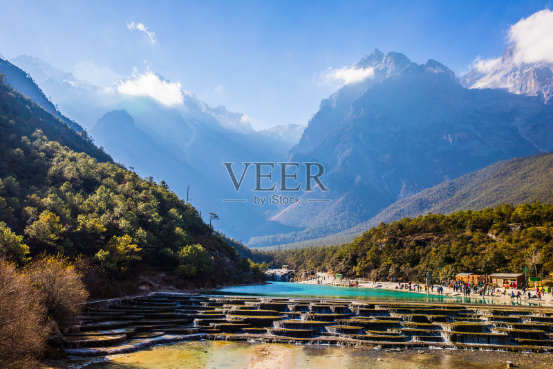 中国云南丽江，玉龙雪山，蓝月亮谷正版图片素材