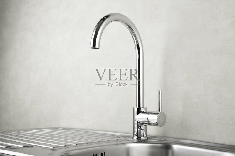 铬水槽和水龙头正版图片素材