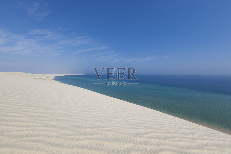 卡塔尔的海岸线沙漠正版图片素材