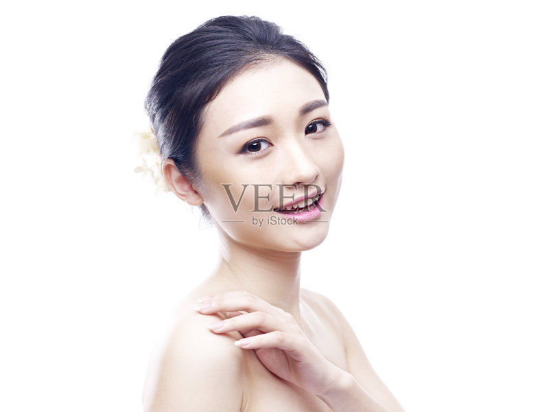 年轻美丽的亚洲女人正版图片素材