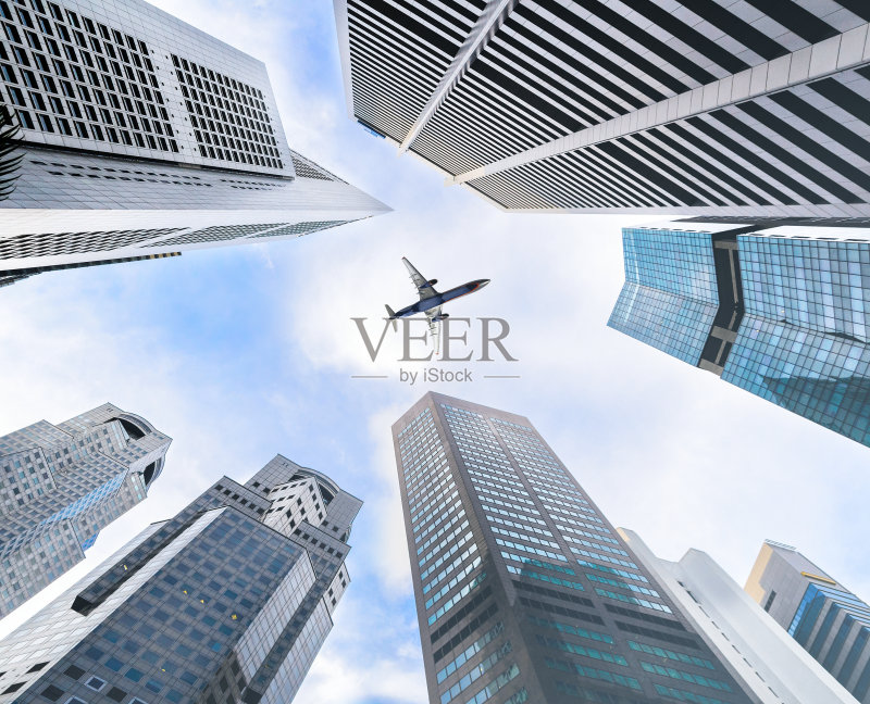 商业大厦和飞机正版图片素材