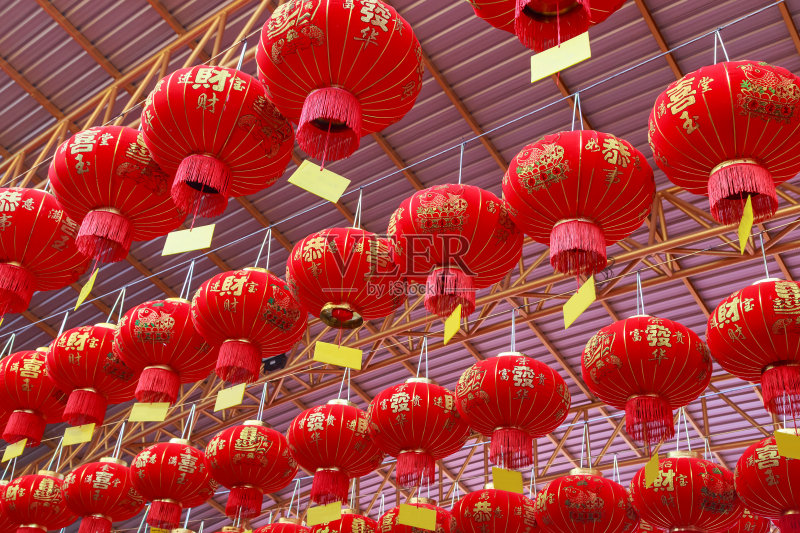 传统的中国新年红灯笼正版图片素材