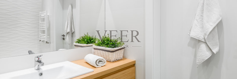 明亮的白色浴室正版图片素材
