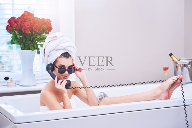 另一家美容杂志也邀请她做封面正版图片素材