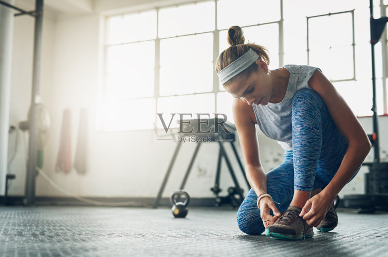 我可不想在锻炼时鞋子掉下来正版图片素材