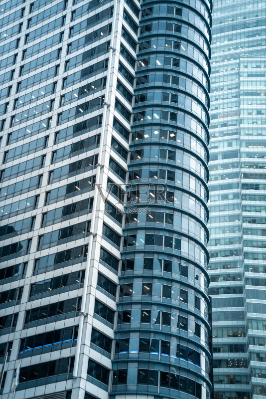现代玻璃幕墙在新加坡摩天大楼，金融区正版图片素材