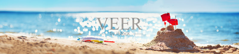 夏天的海上沙堡正版图片素材
