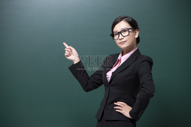 严肃的女老师正版图片素材
